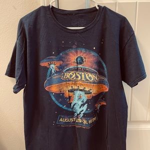 Boston Band Tee